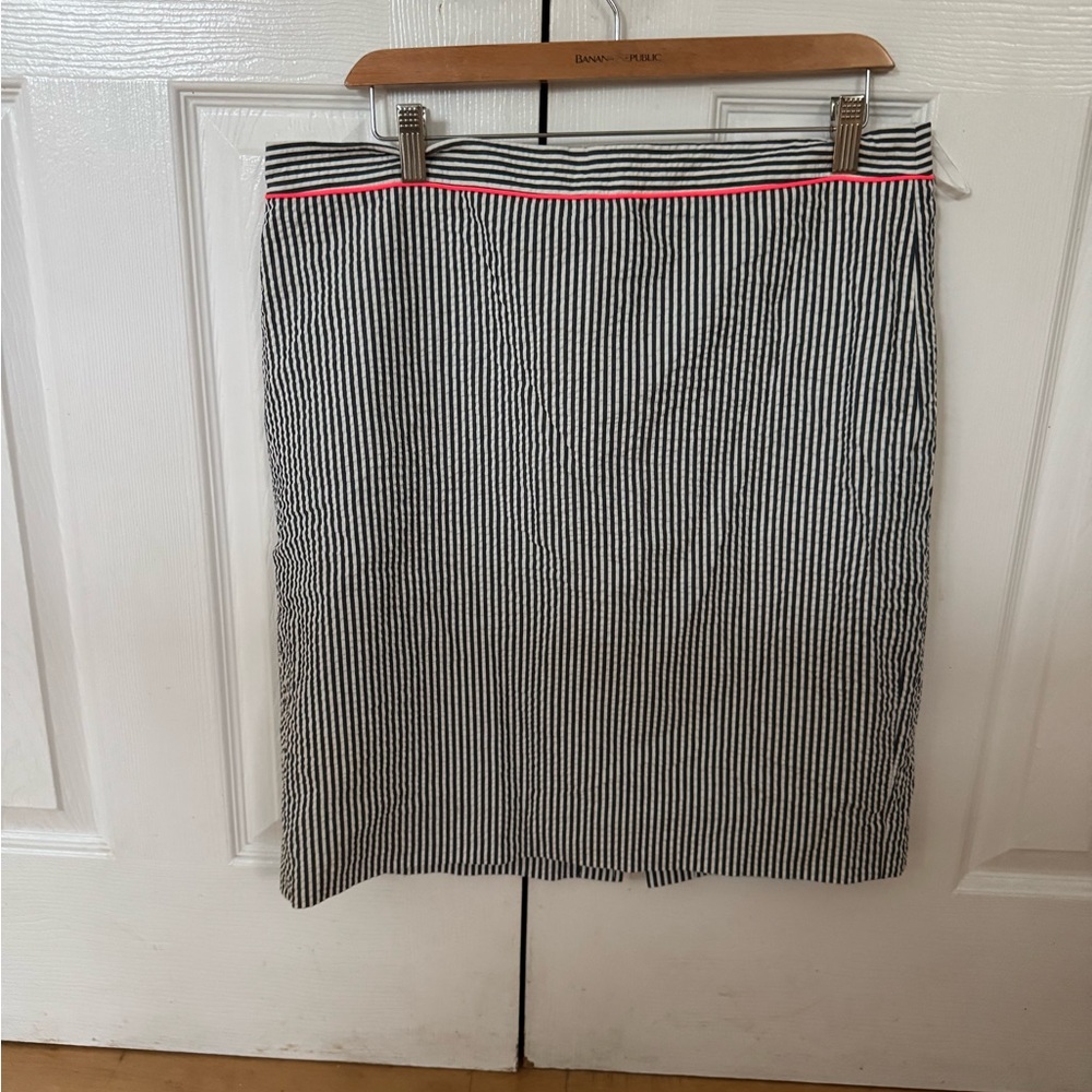 J.Crew Seersucker Pencil Skirt Size 12 Coastal Summer